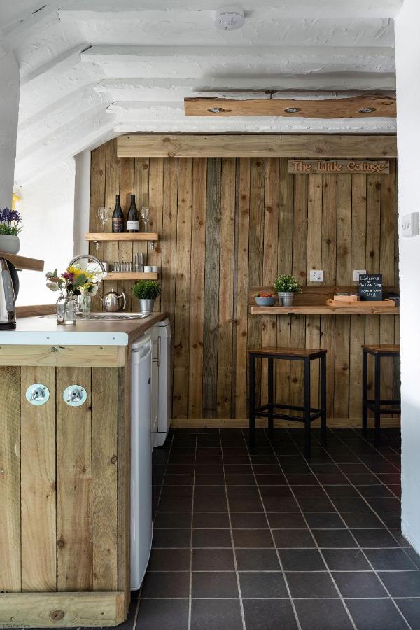 Bryn-crug Farmhouse & Cottage At Geufron Farm - Dog Friendly מראה חיצוני תמונה