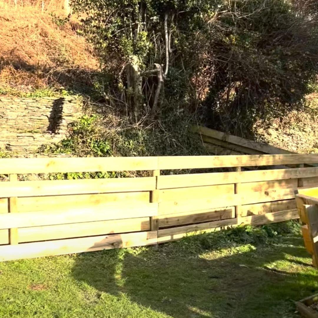 Bryn-crug Farmhouse & Cottage At Geufron Farm - Dog Friendly מראה חיצוני תמונה